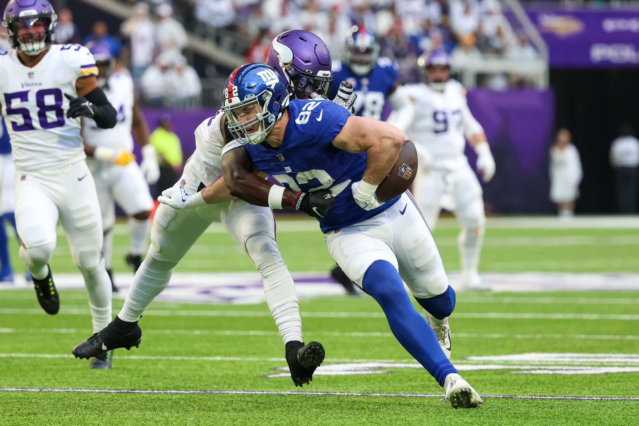 Harrison Smith has perfect celebration after re-signing with Vikings