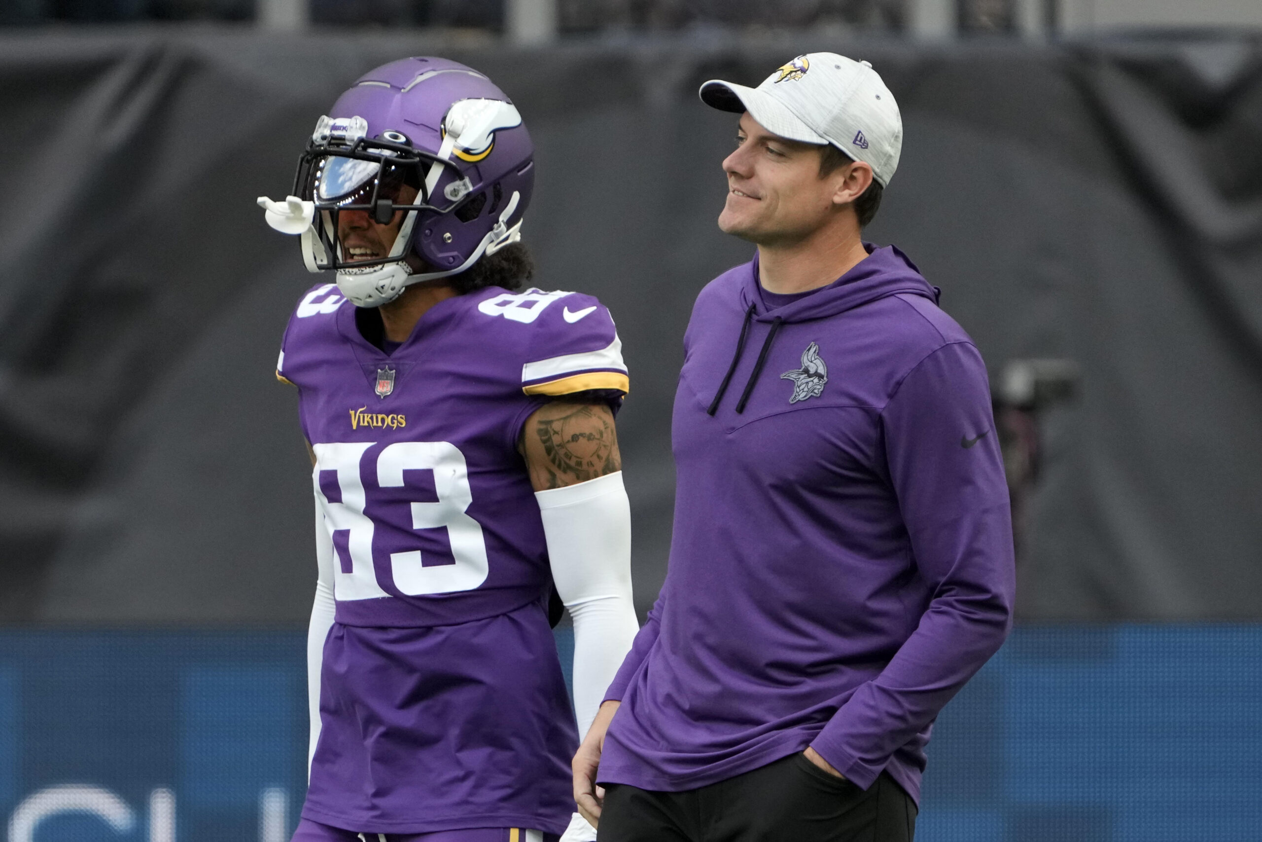 T.J. Hockenson finding his footing right away with Minnesota Vikings