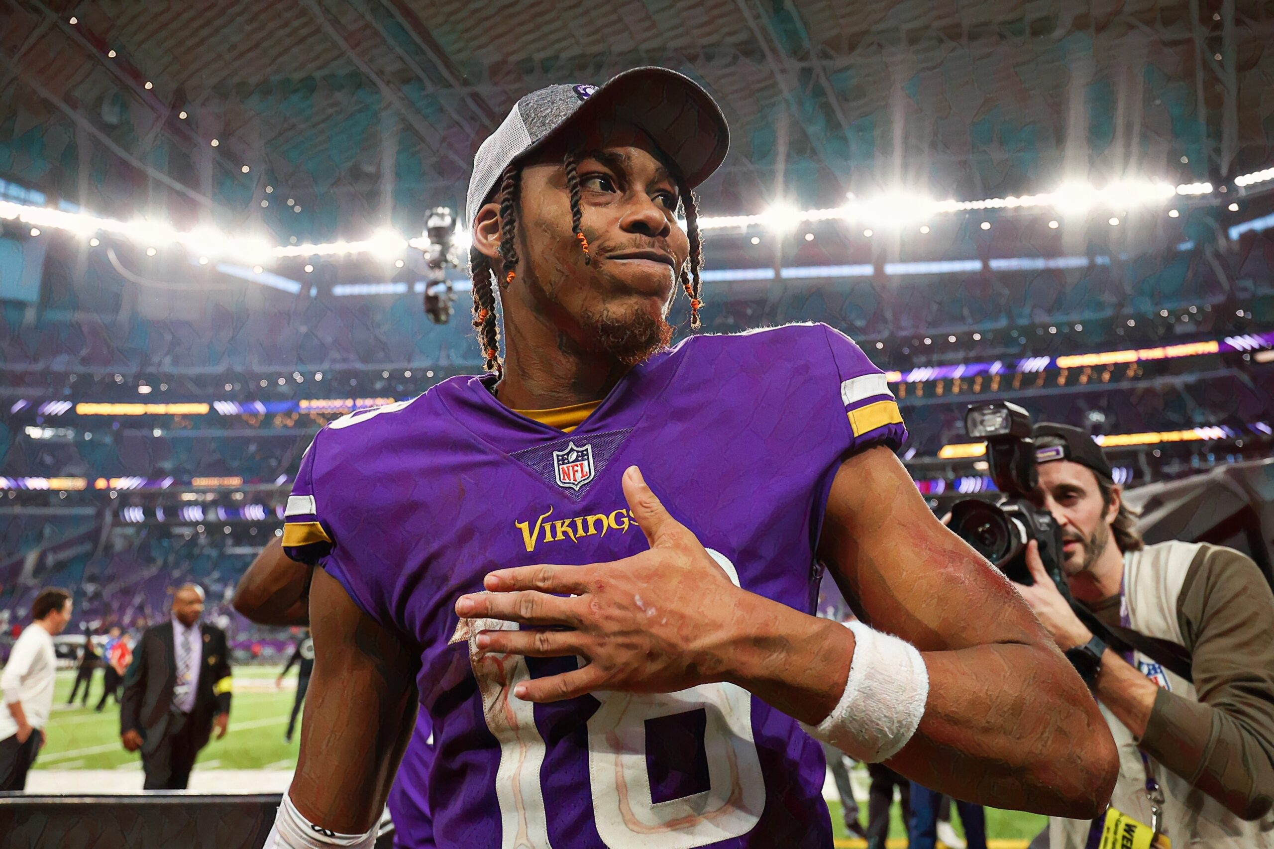 Minnesota Vikings Star Justin Jefferson Ranks Top Five Quarterbacks in NFL,  Including Joe Burrow - Sports Illustrated Cincinnati Bengals News, Analysis  and More