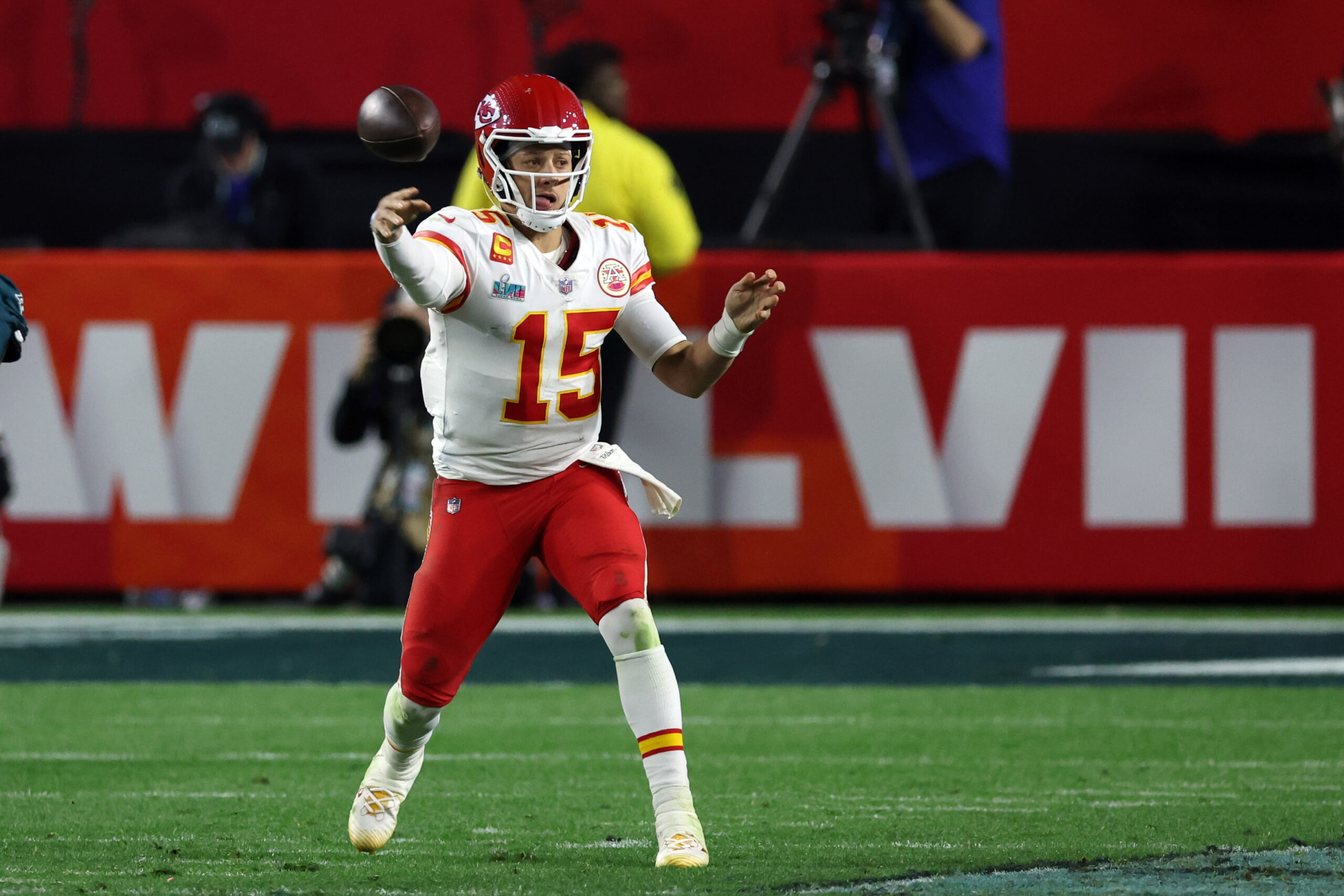 NFL Christmas Day games: Patrick Mahomes' Chiefs, Jalen Hurts' Eagles  headline schedule