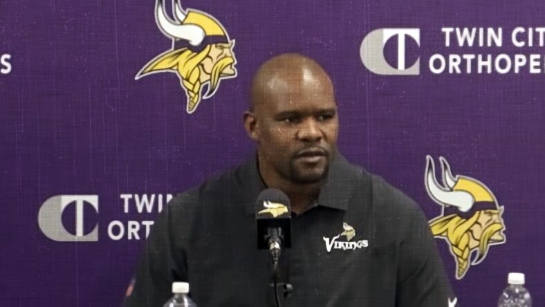 5 Takeaways from Brian Flores' Intro Press Conference