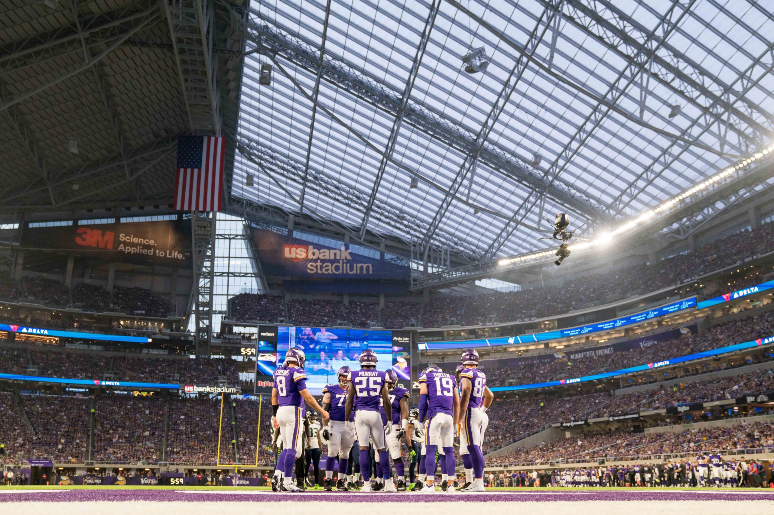 Minnesota Vikings offensive line coach Chris Kuper watches during an NFL  football team practice in Eagan, Minn., Friday, May 12, 2023. (AP  Photo/Abbie Parr Stock Photo - Alamy