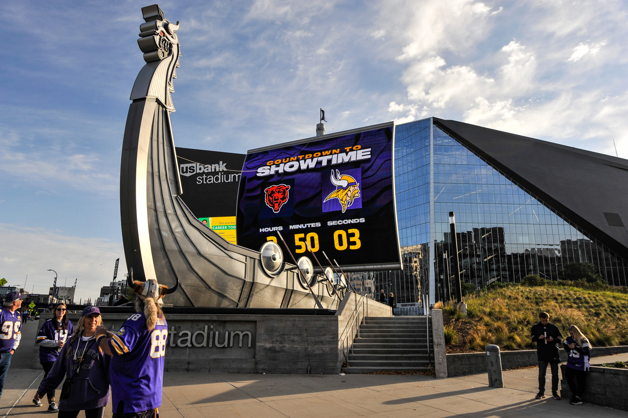 Vikings to wear throwback uniforms for 2023 opener against Bucs - Sports  Illustrated Minnesota Sports, News, Analysis, and More