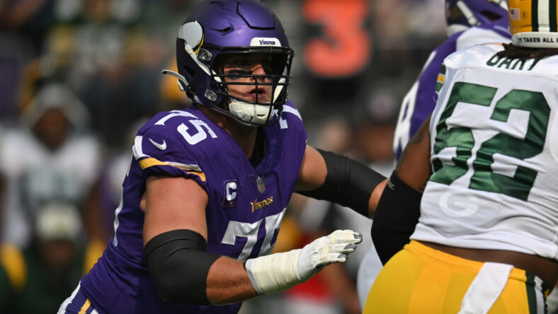 Tanner Vallejo - Minnesota Vikings Linebacker - ESPN