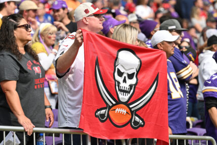 Reactions to Vikings Mistake-Filled Opening Loss to Buccaneers