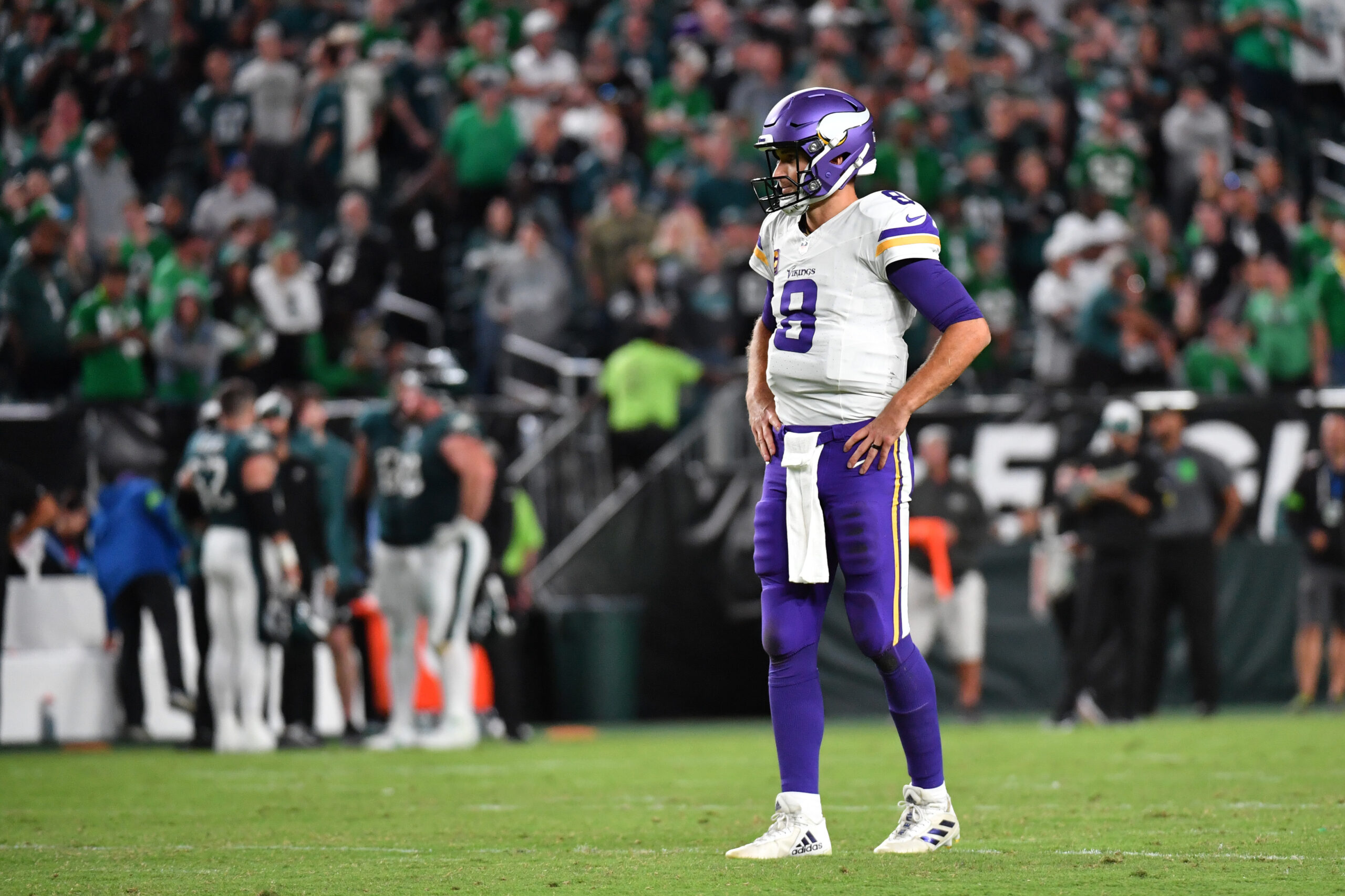 QB Kirk Cousins: Vikings 'shot ourselves in the foot' with four turnovers  vs. Eagles