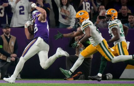 Vikings Should Re-Sign Unsung Free Agent after Late-Season Surge