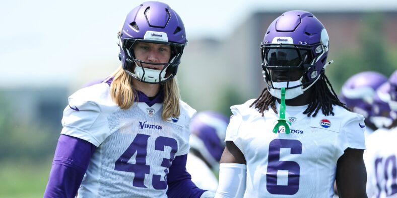 Minnesota Vikings linebackers Andrew Van Ginkel and Brian Asamoah at June 2025 minicamp practice.