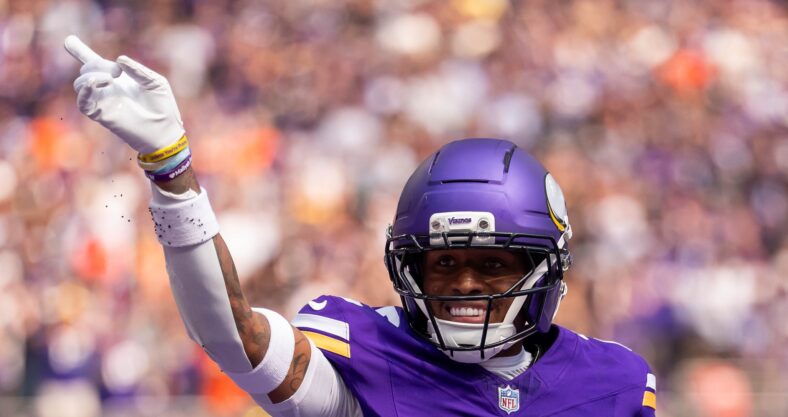 Isaiah Rodgers of the Vikings reacts after breaking up a pass against the Bengals at U.S. Bank Stadium.