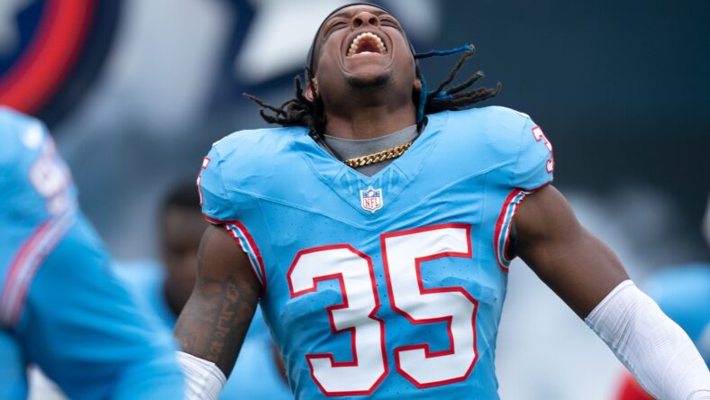K’Von Wallace takes the field before a Titans game at Nissan Stadium. K'Von Wallace Texans starter.