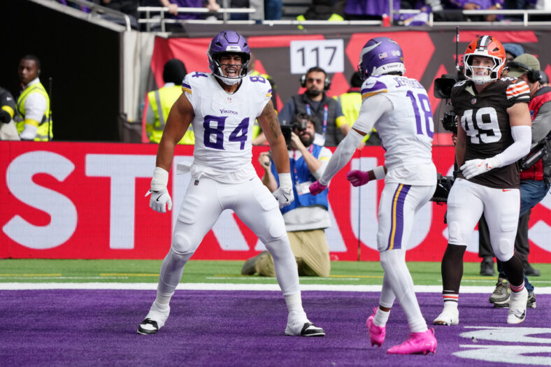 Vikings celebrate in London