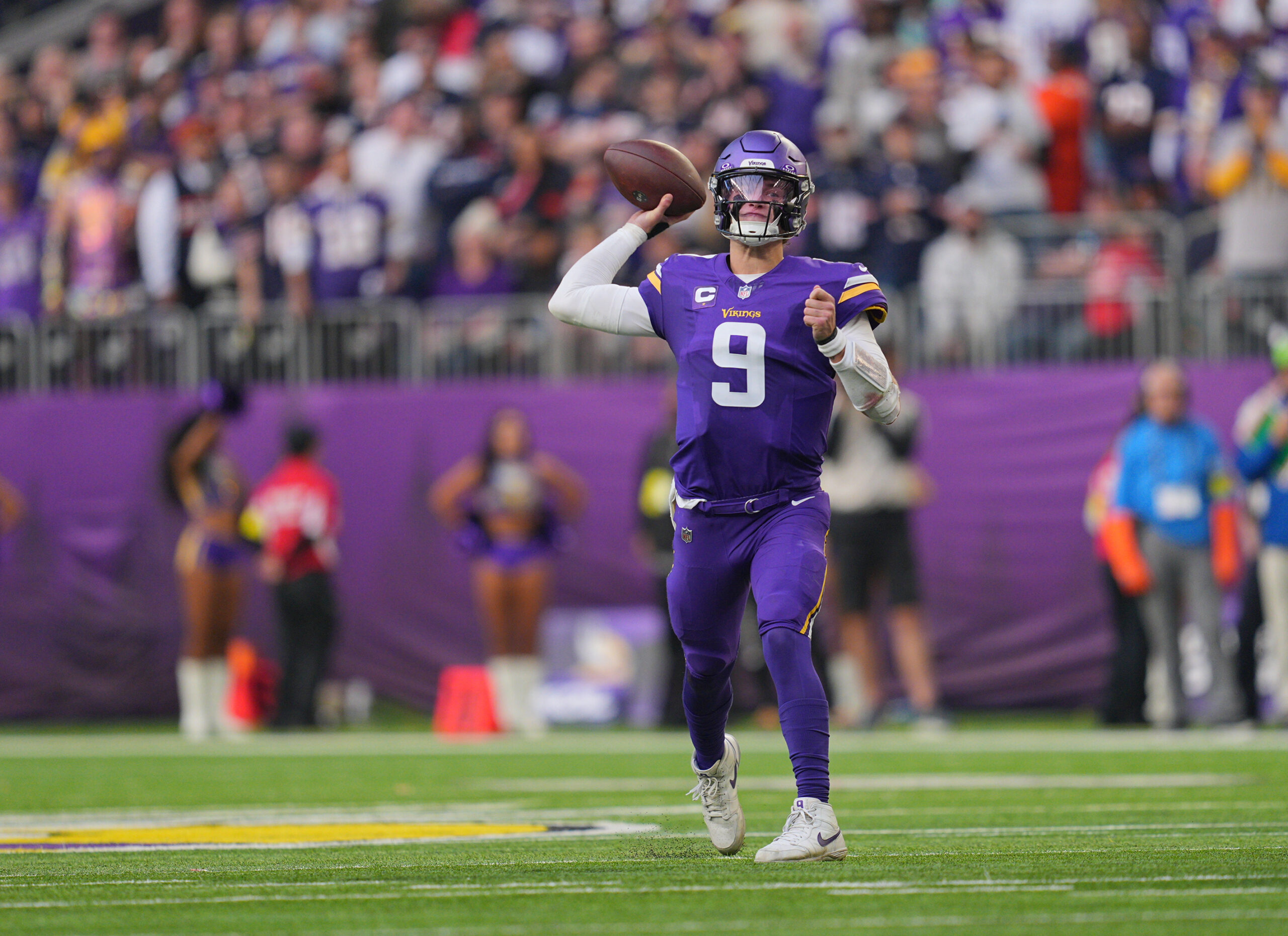 Vikings Misses and Myths: QB Trades, The Supporting Cast, Shaleak Knotts Vikings Misses and Myths: QB Trades, The Supporting Cast, Shaleak Knotts