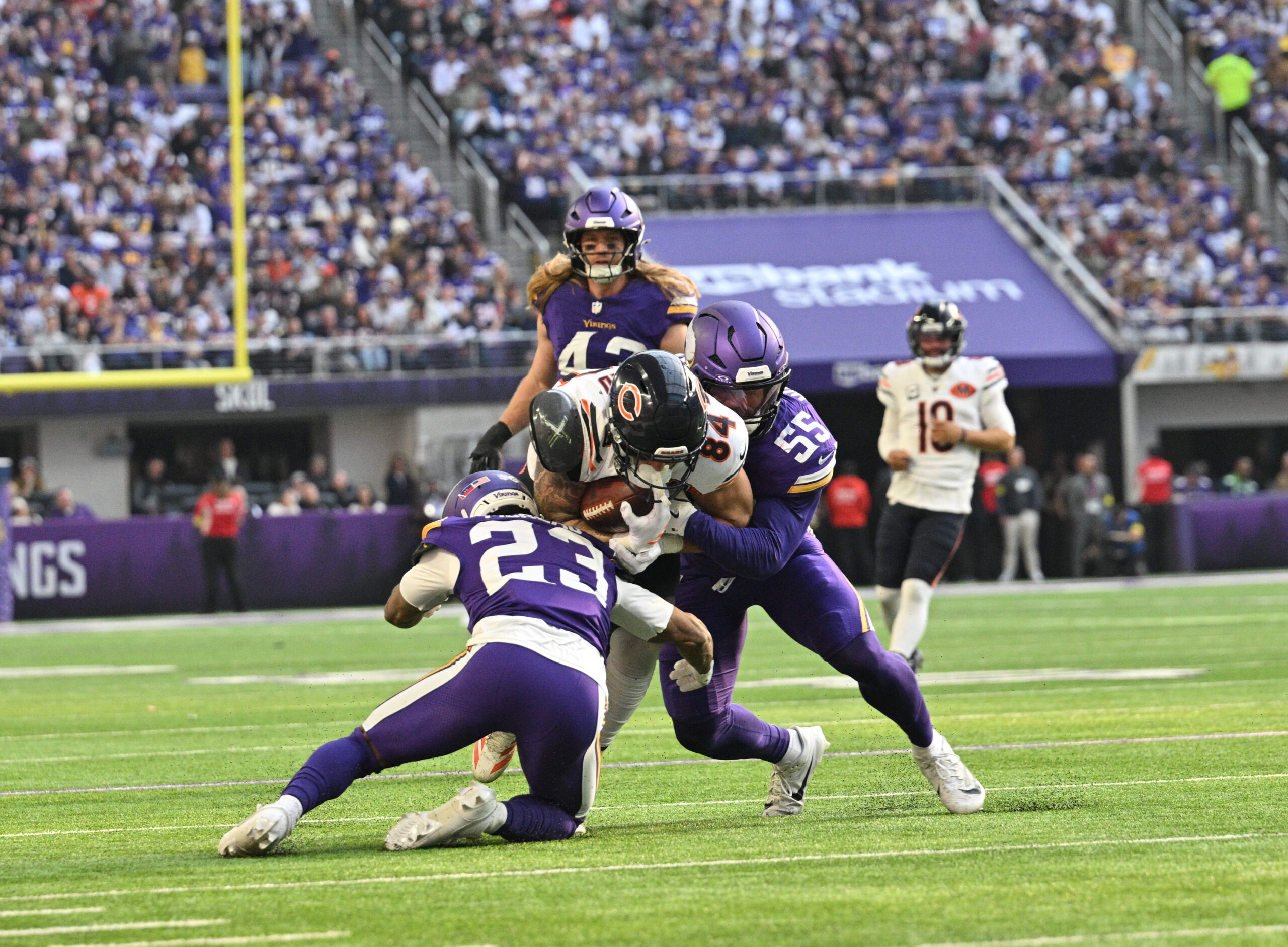 PFF Name Drops Top Free Agent for Vikings